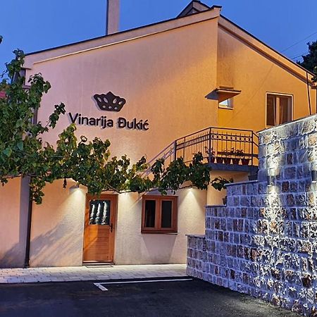 Djukic Winery Apartamento Podgorica Exterior foto